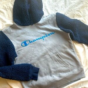 Champion Boys M Hoodie